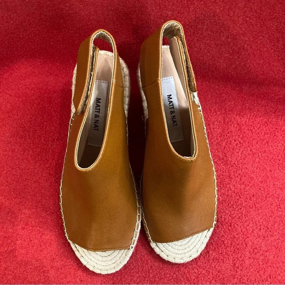 MATT & NAT Sz 38 Acacia Peep Toe Velcro Closure Espadrille Wrapped Wedges - Picture 3 of 11